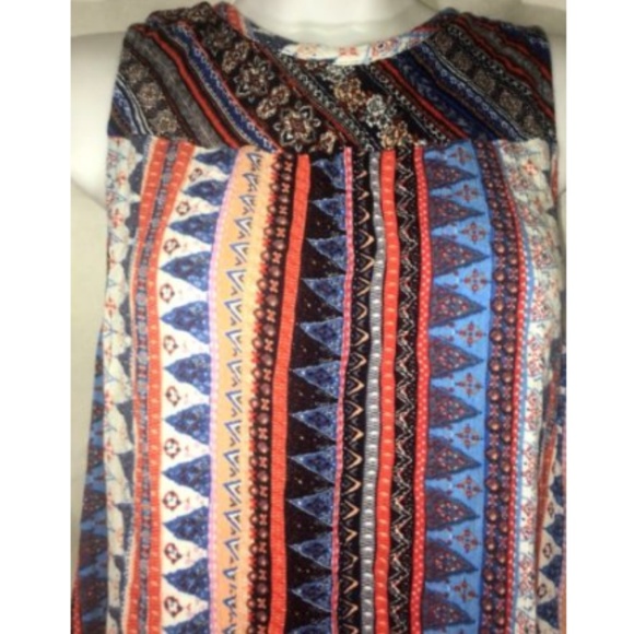 LAP Blouse Size M Open Back Sleeveless Multi-Color - Picture 3 of 4